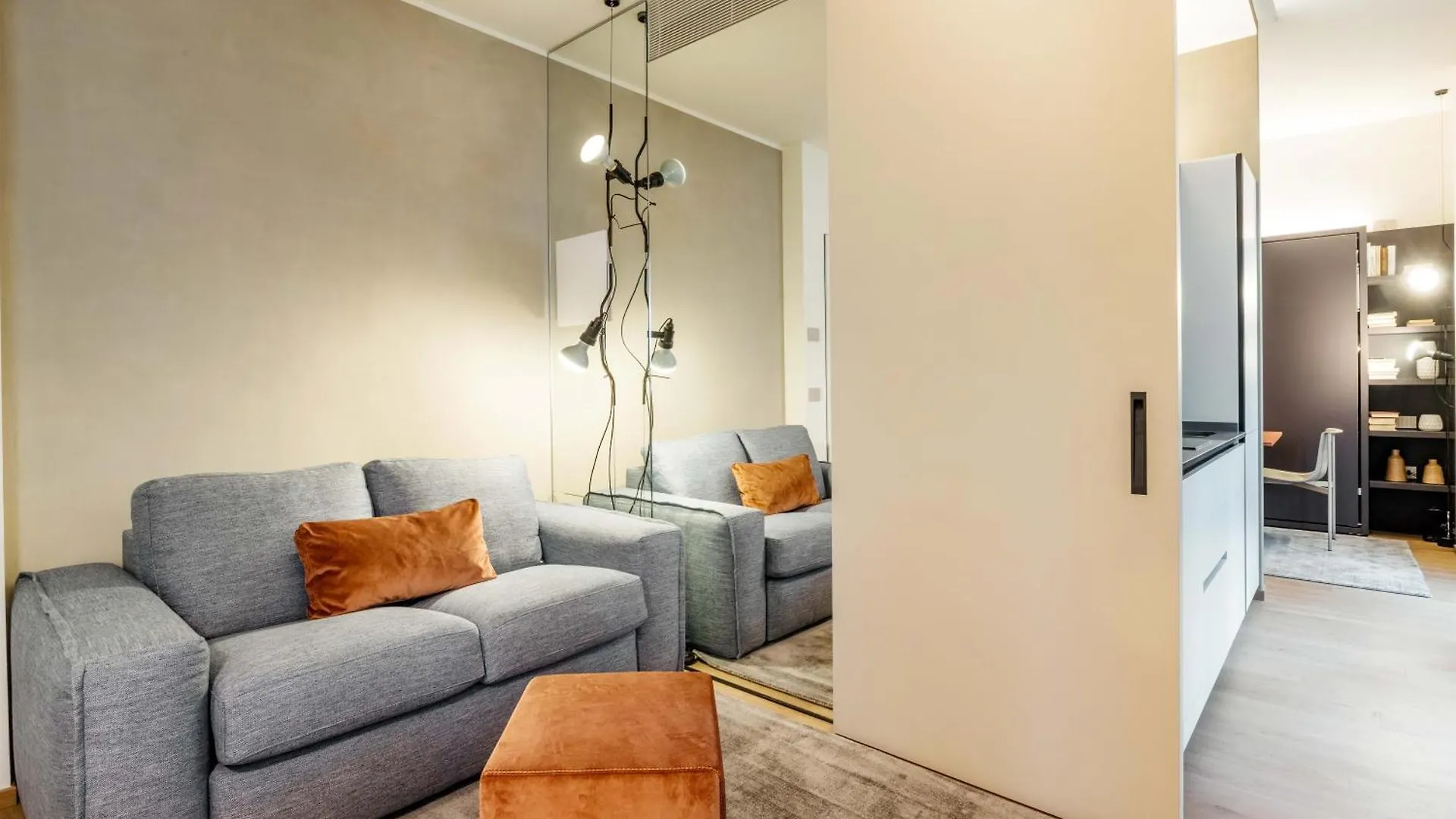 Exclusive Retreat Few Steps From Duomo - Apt 5 Daire Milano İtalya